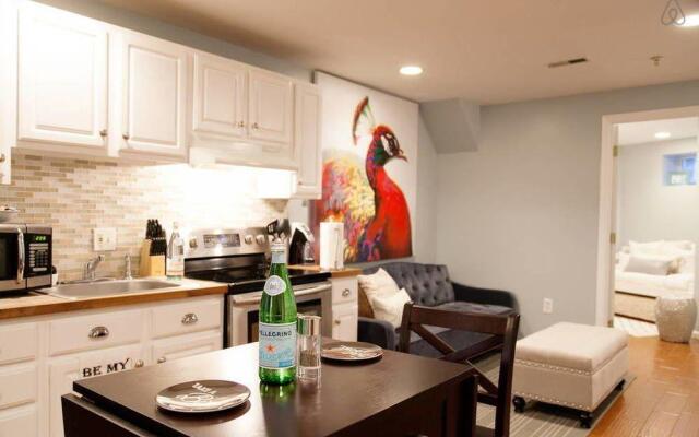 Отель Comfort Awaits at this DC Apartment США, Вашингтон - отзывы, цены и фото номеров - забронировать отель Comfort Awaits at this DC Apartment онлайн