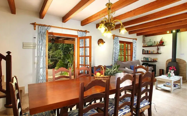 Villa - 4 Bedrooms with Pool and WiFi - 108753