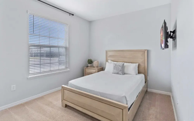 1326 Lava Tree Drive