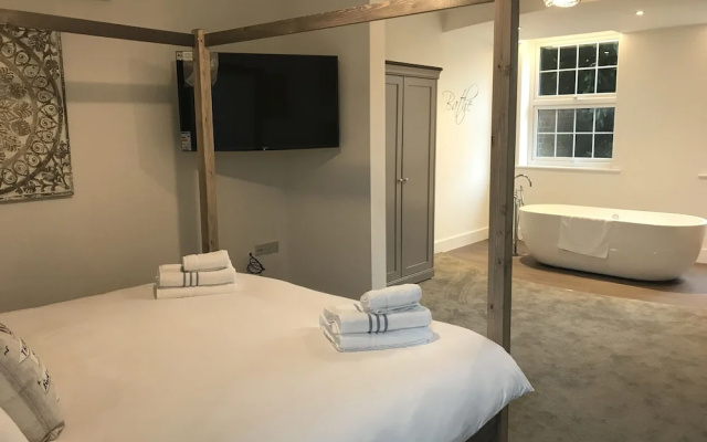 Unique Luxury Escapes