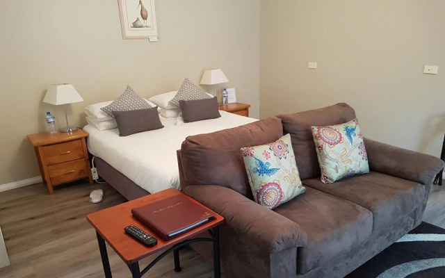 Oyster Cove Chalet