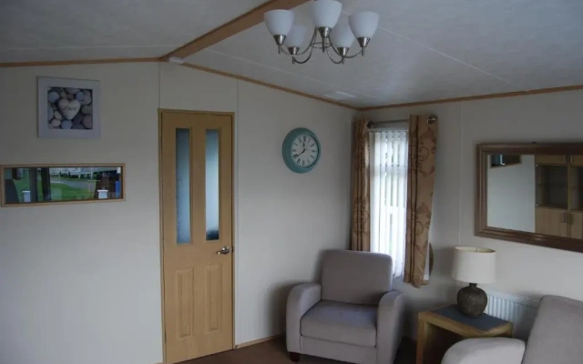 33 Solent Village