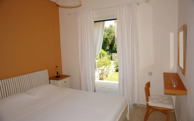 Barbati Beach Apartments @ La Riviera Barbati