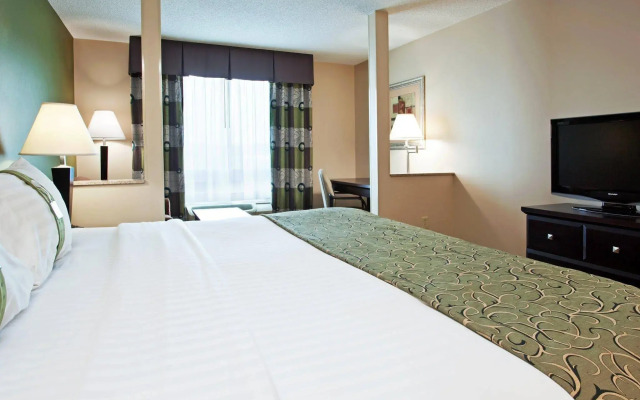 Holiday Inn Toledo-Maumee (I-80/90) by IHG