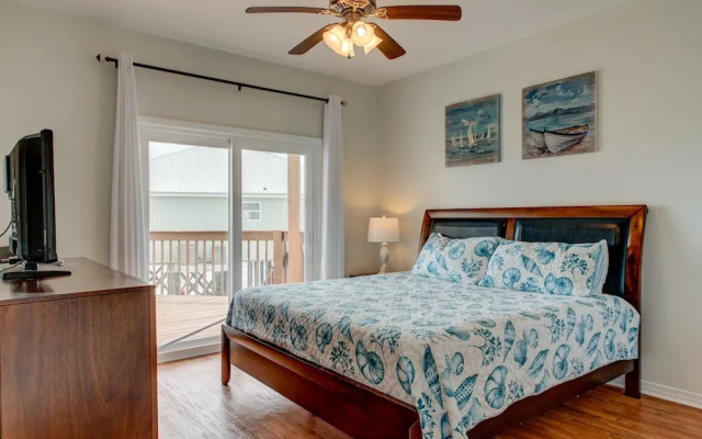 Wave Louder - 105 Spanish Ct