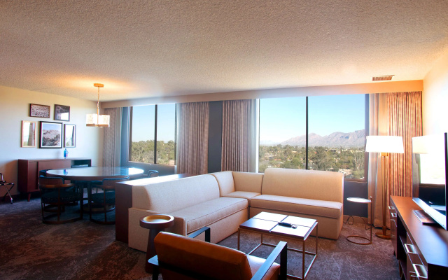 DoubleTree by Hilton Tucson - Reid Park