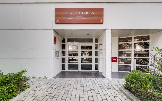 Отель Résidence Opéralia Grenoble Les Cèdres вид на фасад