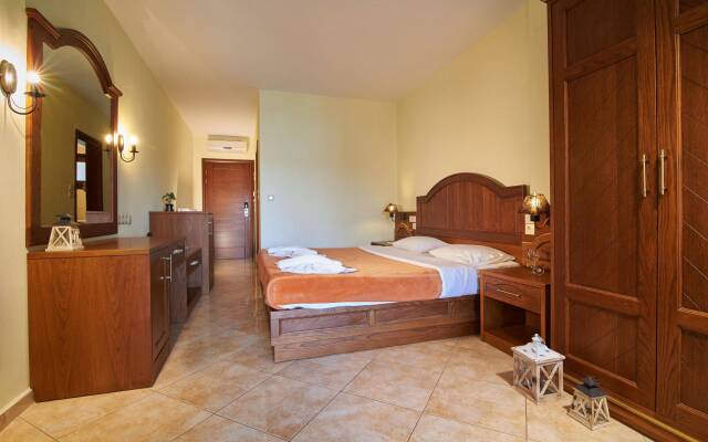 Toroni Blue Sea Hotel комната для гостей