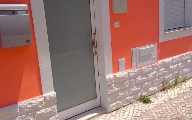 Отель New Apartment Near Amoreiras by Rental4all Португалия, Лиссабон - отзывы, цены и фото номеров - забронировать отель New Apartment Near Amoreiras by Rental4all онлайн вид на фасад