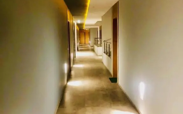 Red City Apartment