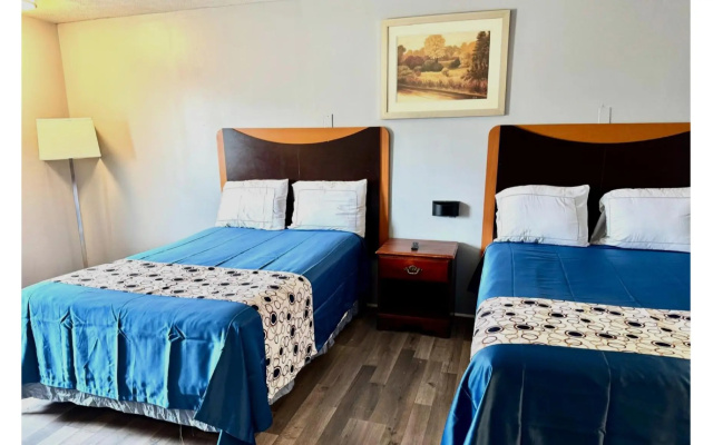 Отель Econo Lodge Warrensville Heights
