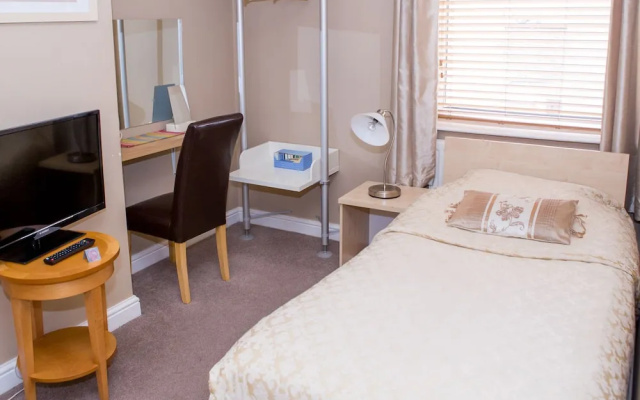 Oak House B&B