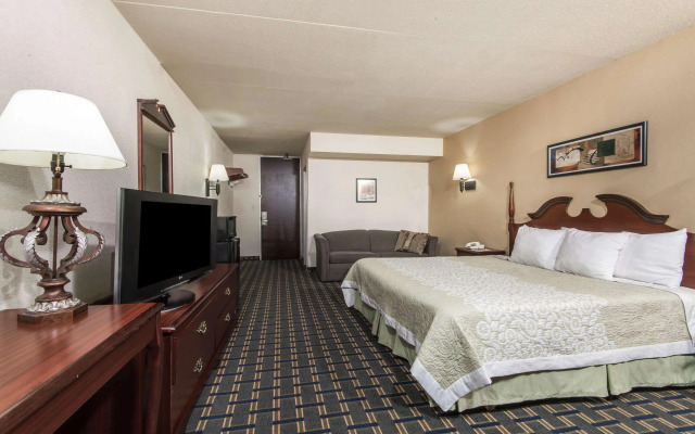 Days Inn by Wyndham Vernon