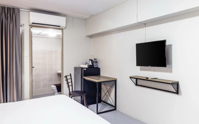 Livotel Express Hotel Ramkhamhaeng 50  Bangkok