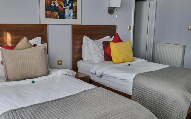 Royal Oxford Hotel