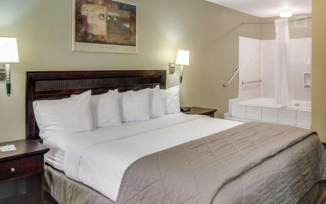 Quality Inn Mt. Pleasant