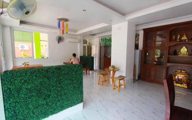 Lucky house Koh Tao