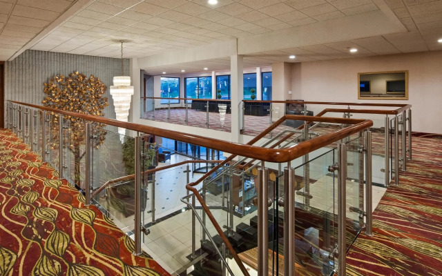Best Western Plus Cobourg Inn & Convention Centre