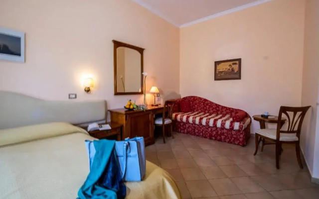 Il Roseto Resort