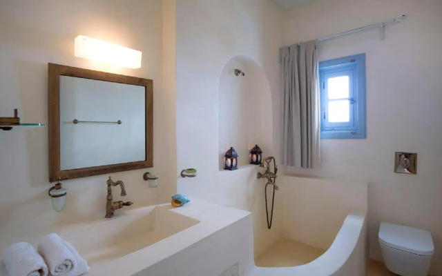 Apocosmo Resort