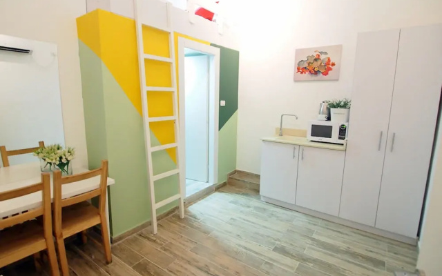 Paamonim Studios - Adults only