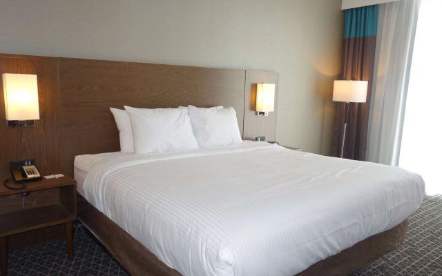 Park Inn by Radisson Brampton, On