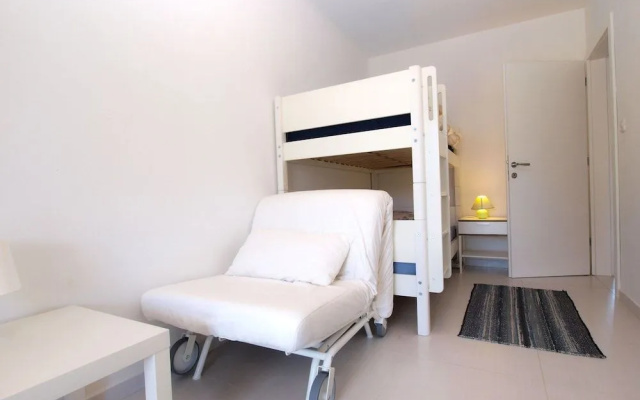 Apartment 1418