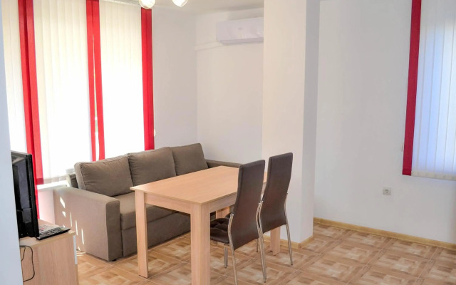 Central Apartment