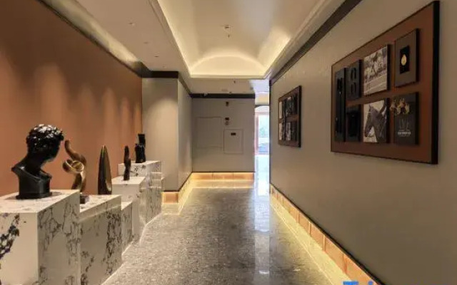 Paco Hotel (Shenzhen International Exhibition Center Ma'anshan Subway Station)