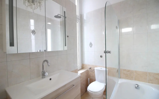 Exclusive Apartment Central Station