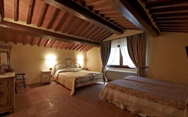 Cottage in Tuscany With Pool & Sauna