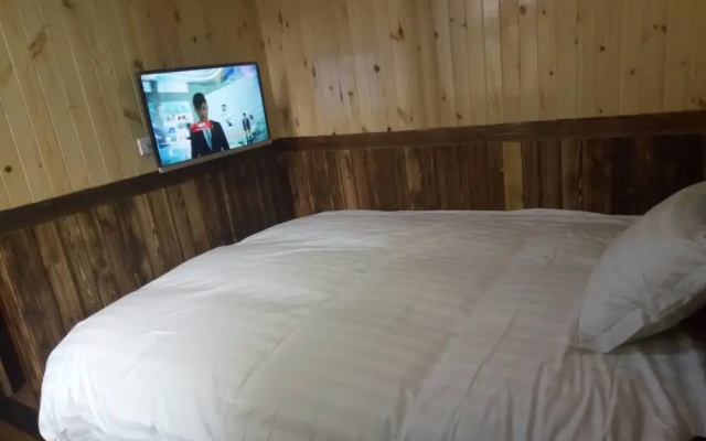 Wudang Mountain Seven Paradise Hostel