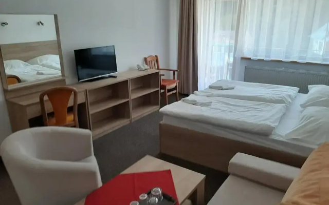 Hotel Toliar