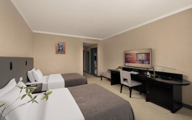 Guizhou Fengrun Karst Hotel
