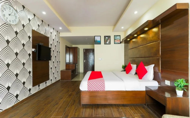 OYO 7251 Hotel Palazzo