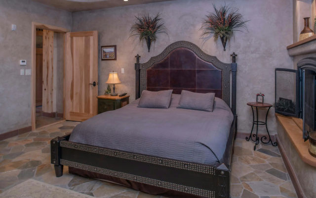 Cougar Ridge Resort