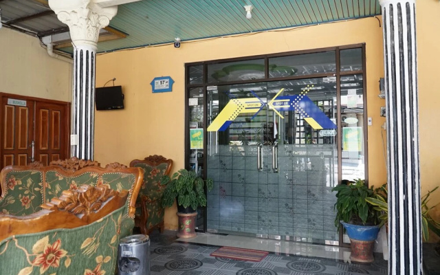 Sepinggan Asri Syariah Guesthouse by OYO Rooms