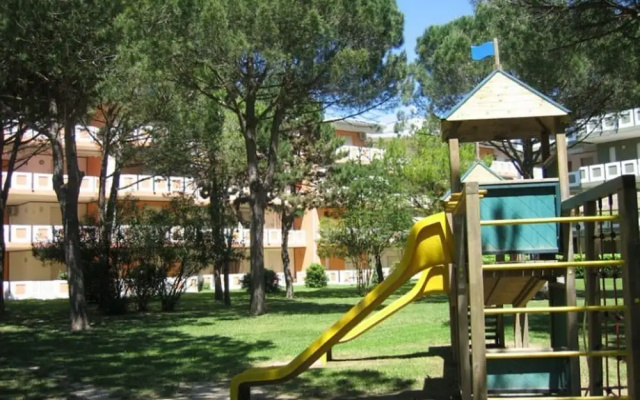 Big Apartment With Terrace - Stunning Residence Big Pool, Tennis, Volleyball