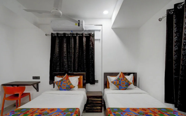 Fabhotel Svr Lavish Lounge