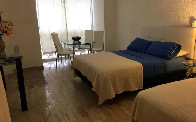 Cancun Plaza Condo Hotel