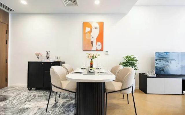 Estella Luxury Vacation Hotel Apartment