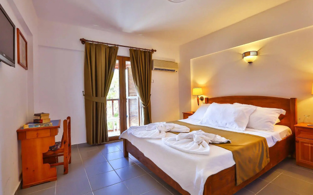 Zinbad Hotel