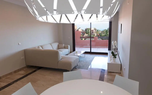 Marina Luxury Apartment