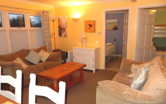 Sheena's Dartmouth Chalets