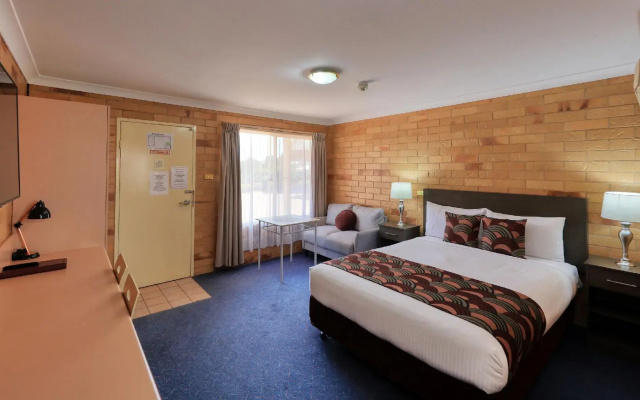 North Parkes Motel