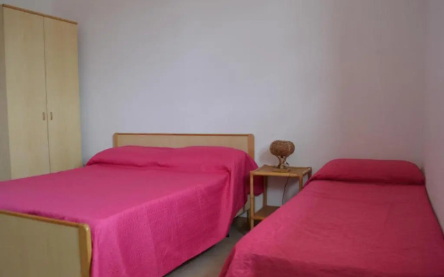 Cosy Apartment Near The Beach With Balcony - Pets Allowed