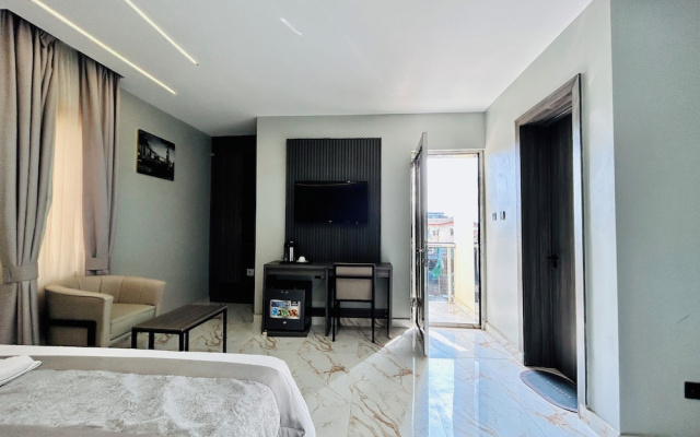 Pearlwood Hotels