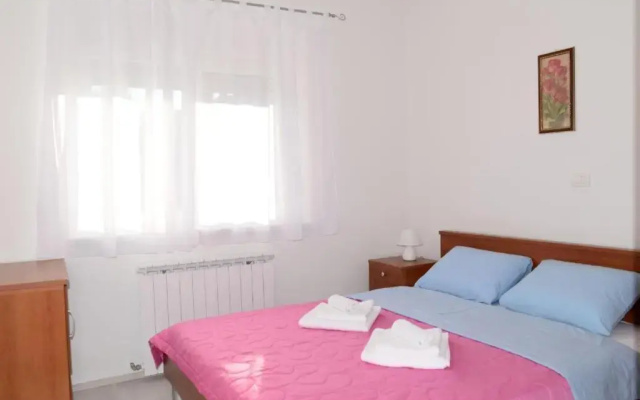 San Lorenzo Apartments