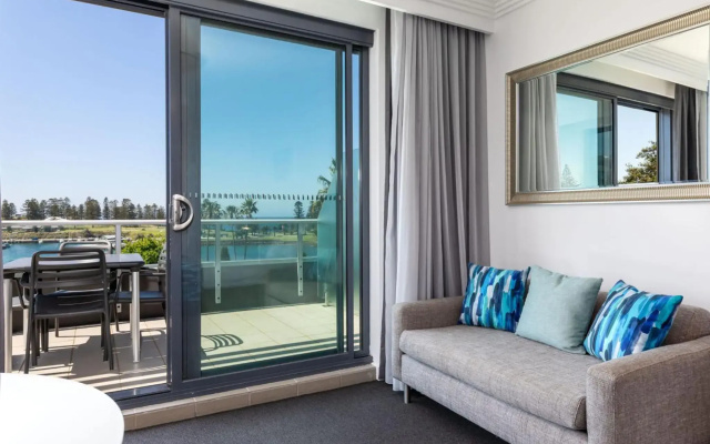 SEBEL HARBOURSIDE 301 Kiama and surrounds 4pm check out Sundays