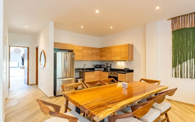 Anana Yaaxlum 105 S Oasis Pool and Jacuzzi